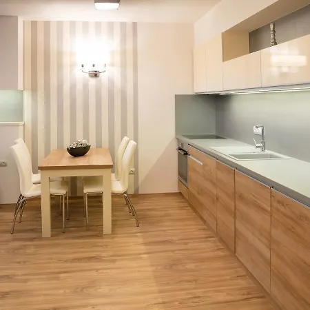 Foter Rezidencia غيور