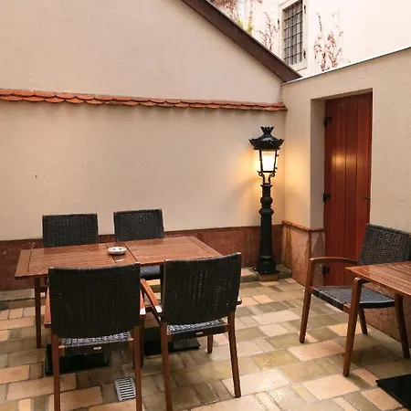 Foter Rezidencia شقة غيور